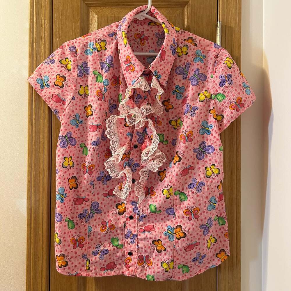 Vintage Pink Butterfly Print Seersucker Ruffle Blouse